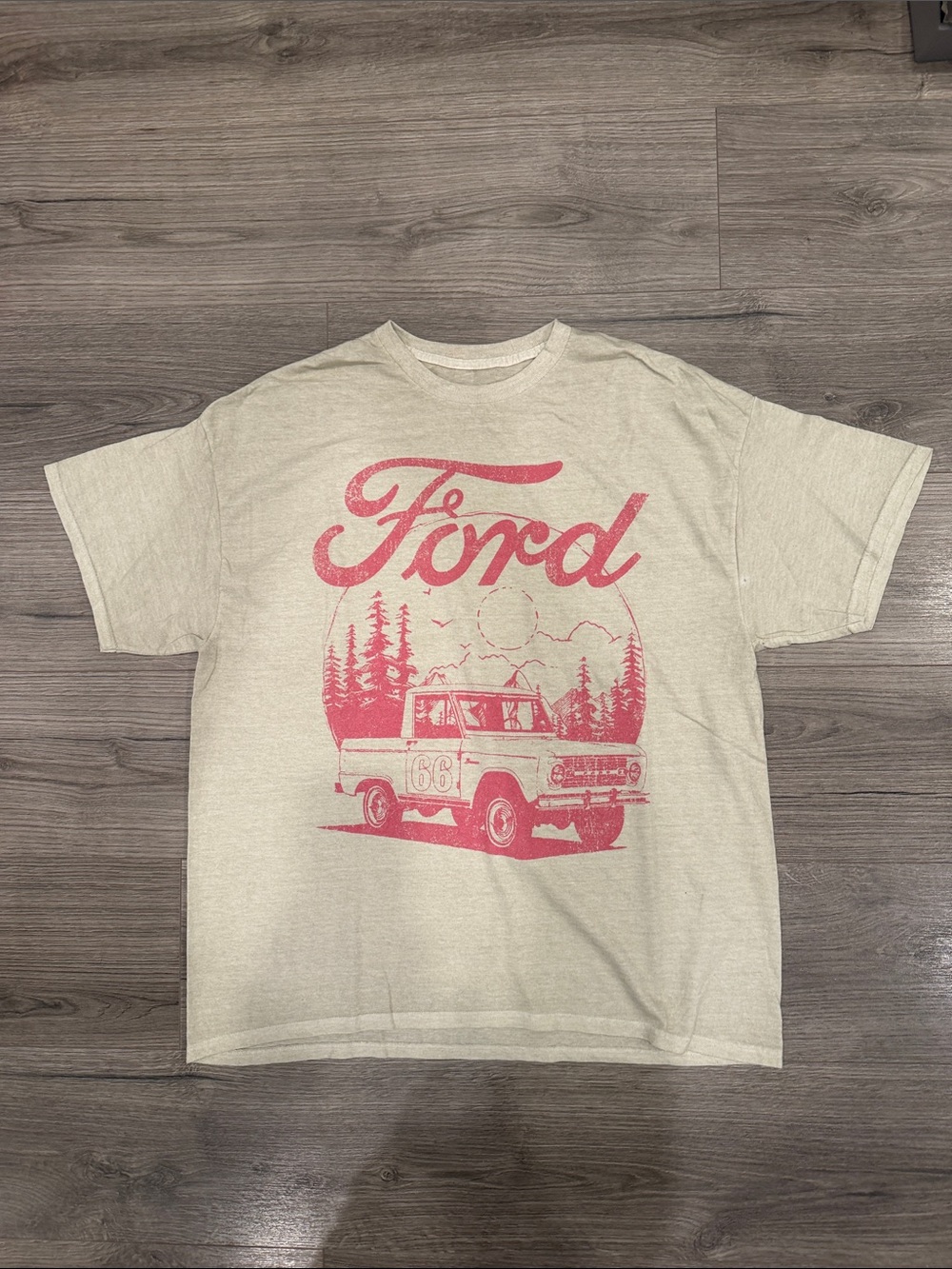 Officially Licensed Vintage Design Ford Bronco Tee Men’s Size Large